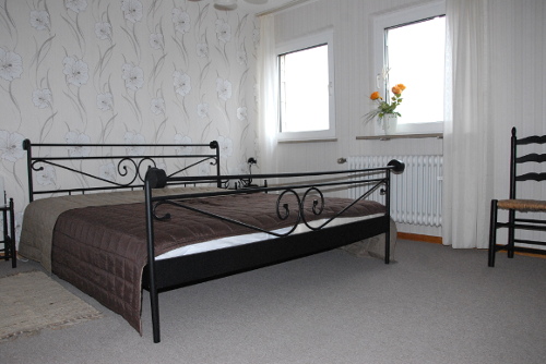 Großes Schlafzimmer